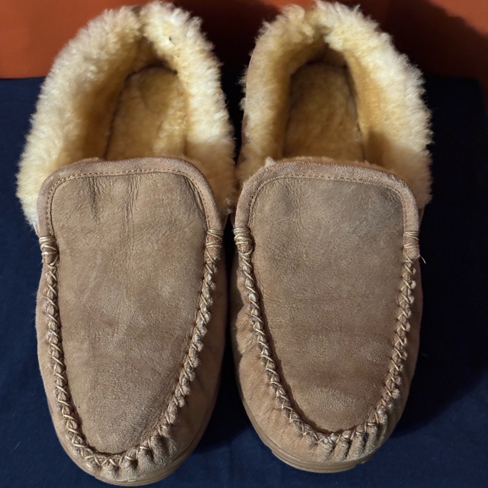 LL Bean Tan Shearling Slippers Cozy Comfort